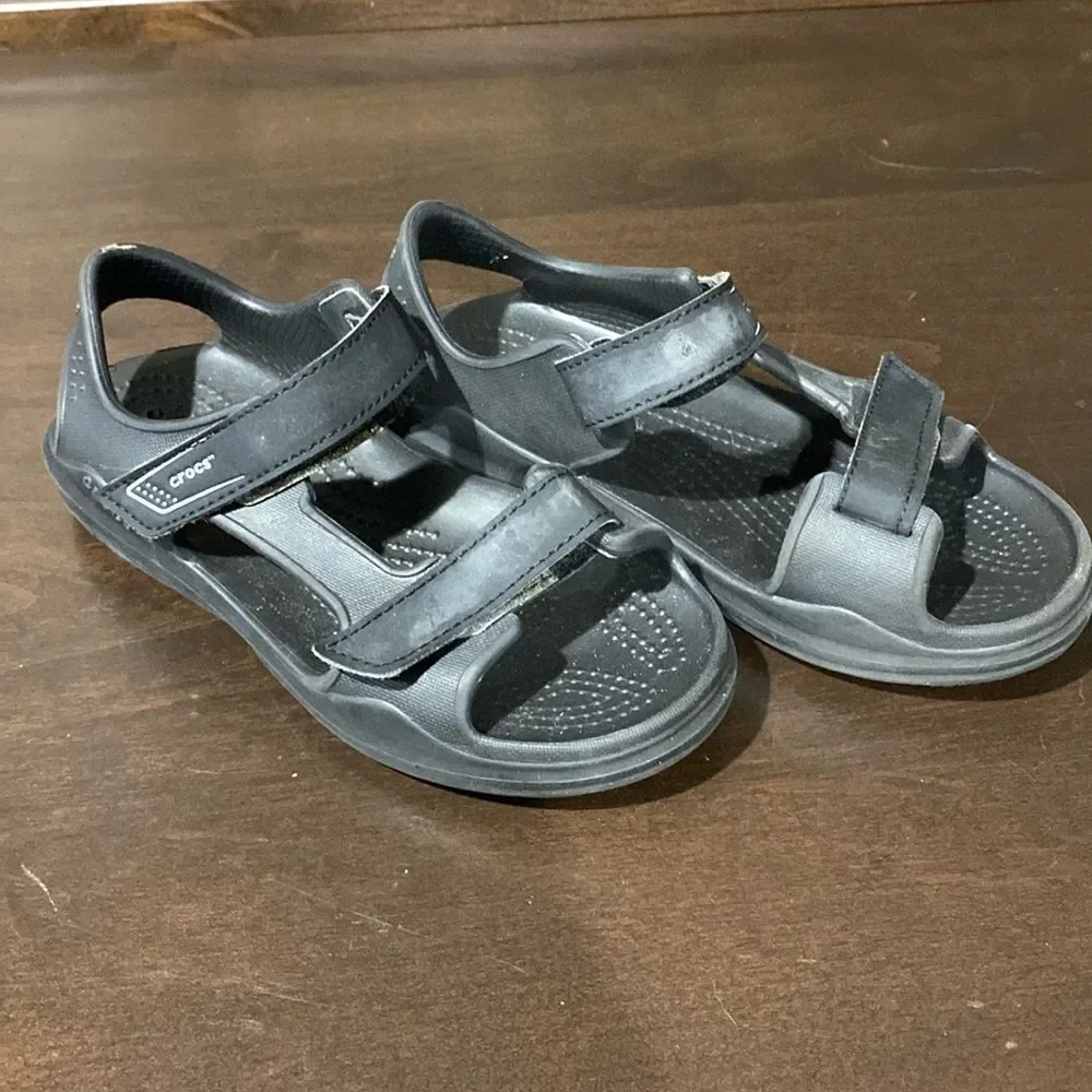 Crocs Swiftwater Jr Black Sandals Size 1
